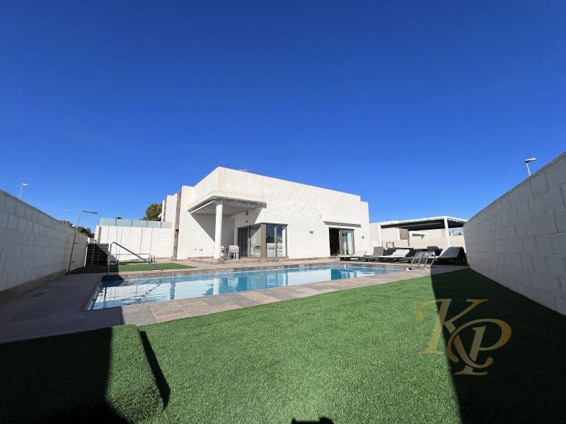 5 soveværelse Villa til salg i Orihuela Costa med swimmingpool - € 675.000 (Ref: 9822714)