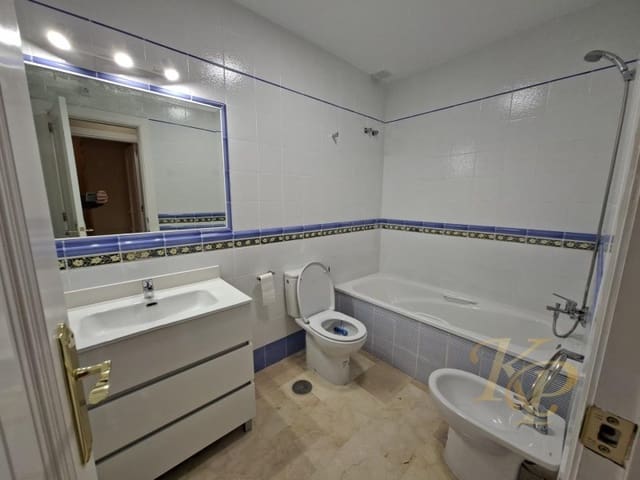 2 quarto Bungalow para venda em Villamartin, Orihuela com piscina - 215 000 € (Ref: 9822715)