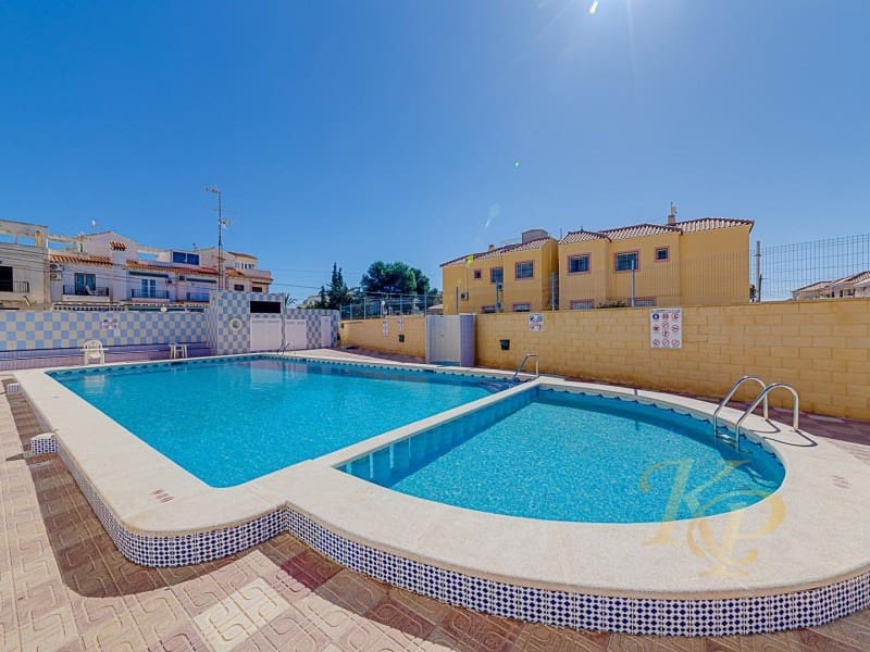 2 bedroom Bungalow for sale in El Chaparral with pool - € 129,999 (Ref: 9822716)