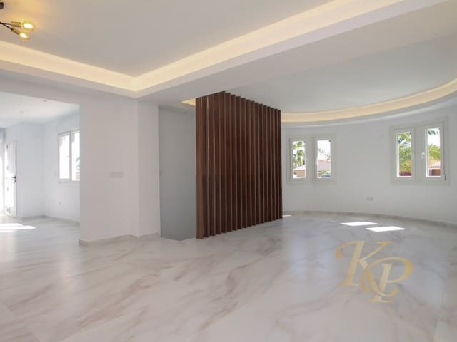 6 chambre Villa/Maison à vendre à Los Balcones - Los Altos, Torrevieja - 665 000 € (Ref: 9822722)