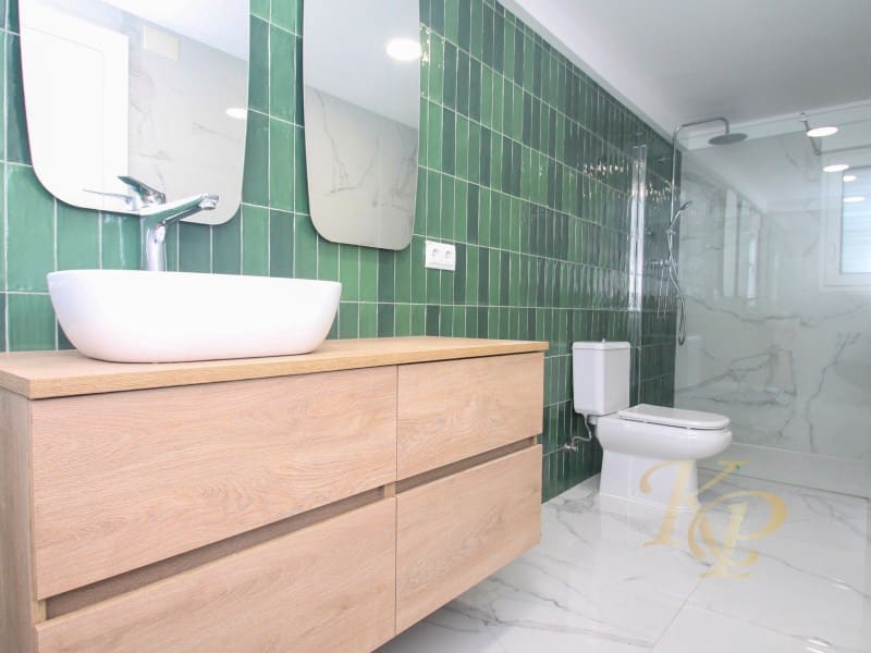 6 chambre Villa/Maison à vendre à Torrevieja - 665 000 € (Ref: 9822722)