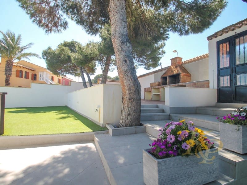6 chambre Villa/Maison à vendre à Torrevieja - 665 000 € (Ref: 9822722)