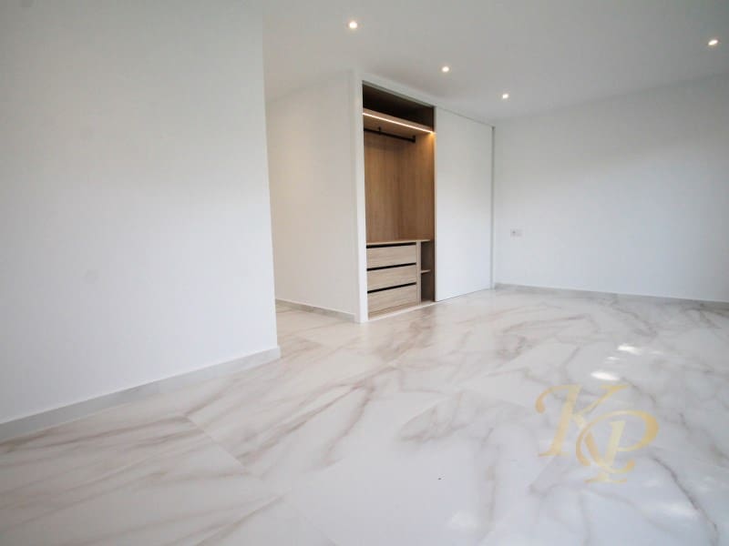6 chambre Villa/Maison à vendre à Torrevieja - 665 000 € (Ref: 9822722)