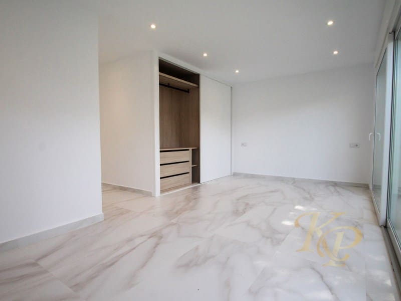 6 chambre Villa/Maison à vendre à Torrevieja - 665 000 € (Ref: 9822722)