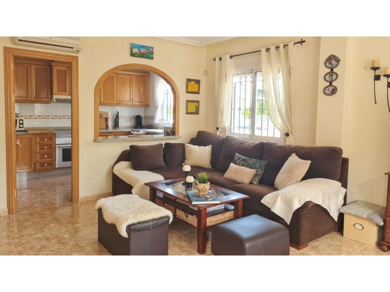 3 soveværelse Villa til salg i Orihuela Costa - € 275.000 (Ref: 9824999)