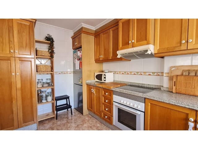 3 soveværelse Villa til salg i Villamartin, Orihuela - € 275.000 (Ref: 9824999)