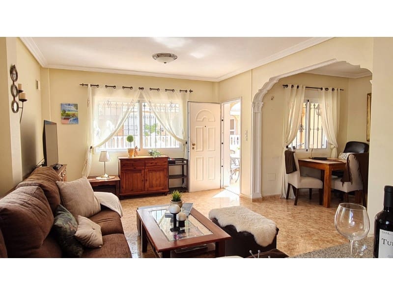 3 soveværelse Villa til salg i Orihuela Costa - € 275.000 (Ref: 9824999)