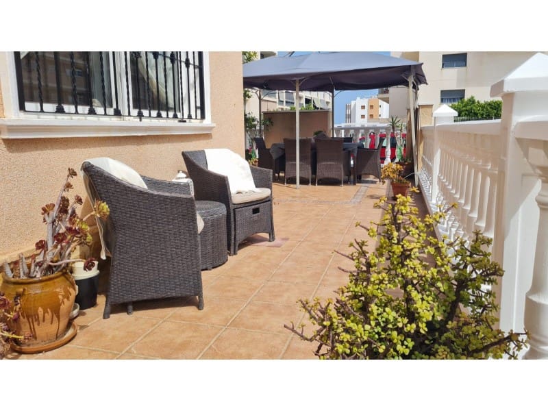 3 soveværelse Villa til salg i Orihuela Costa - € 275.000 (Ref: 9824999)