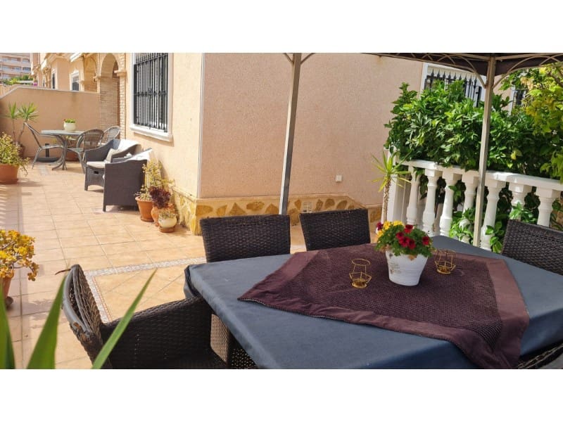 3 soveværelse Villa til salg i Orihuela Costa - € 275.000 (Ref: 9824999)