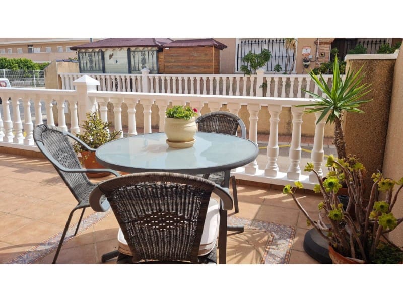 3 soveværelse Villa til salg i Orihuela Costa - € 275.000 (Ref: 9824999)
