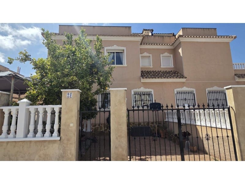 3 soveværelse Villa til salg i Orihuela Costa - € 275.000 (Ref: 9824999)