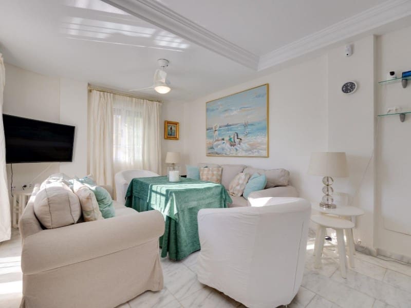 4 Zimmer Villa zu verkaufen in Orihuela Costa mit Pool - 436.000 € (Ref: 9825000)