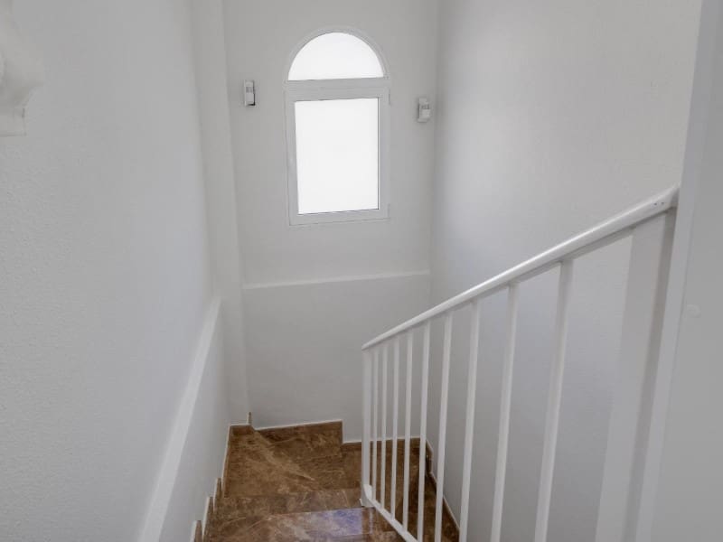 4 Zimmer Villa zu verkaufen in Orihuela Costa mit Pool - 436.000 € (Ref: 9825000)