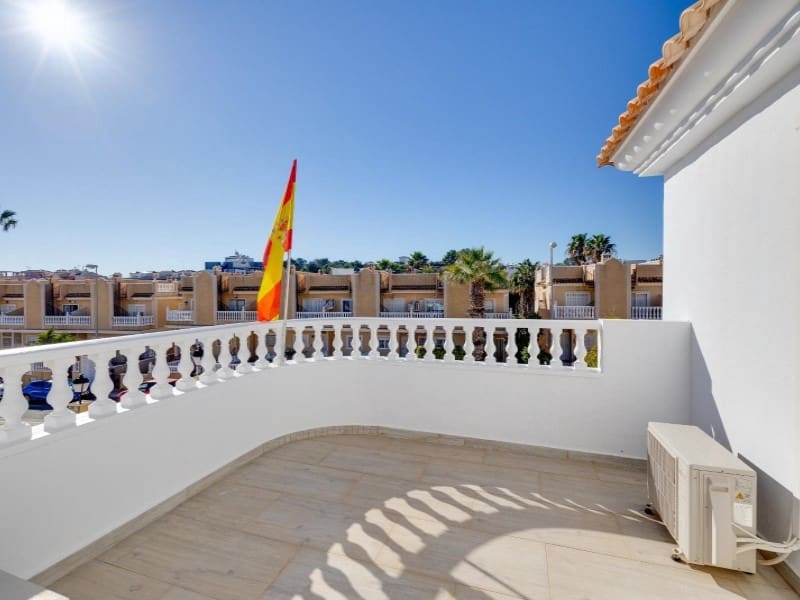 4 Zimmer Villa zu verkaufen in Orihuela Costa mit Pool - 436.000 € (Ref: 9825000)