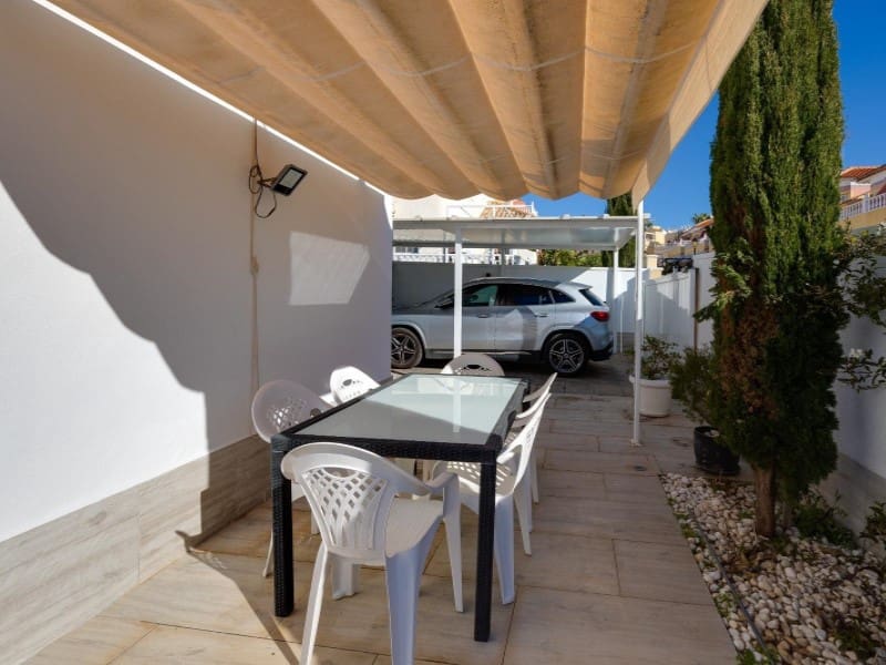 4 Zimmer Villa zu verkaufen in Orihuela Costa mit Pool - 436.000 € (Ref: 9825000)