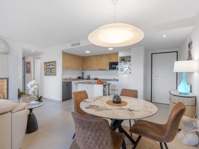 2 slaapkamer Appartement te koop in Punta Prima, Torrevieja - € 519.000 (Ref: 9831250)