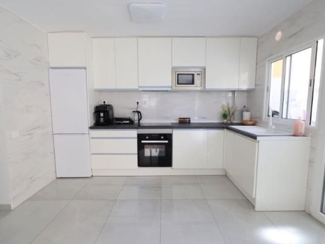 3 sovrum Lägenhet till salu i Playa del Acequión, Torrevieja med garage - 249 000 € (Ref: 9831252)