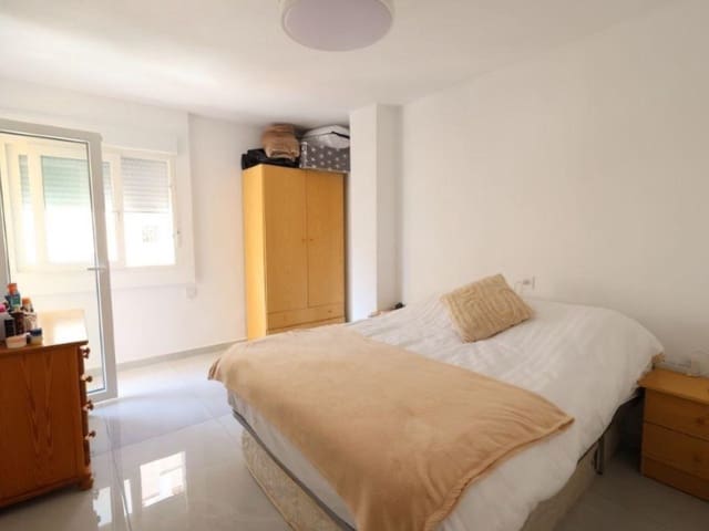 3 sovrum Lägenhet till salu i Playa del Acequión, Torrevieja med garage - 249 000 € (Ref: 9831252)