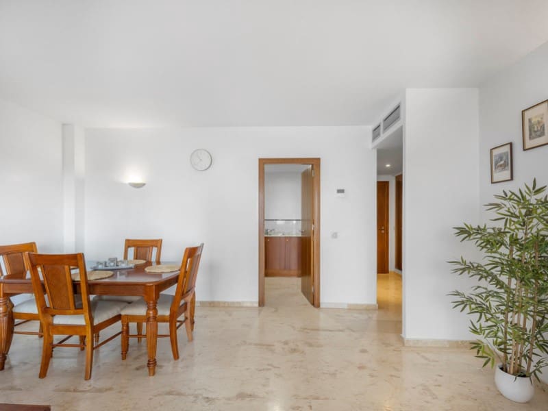 2 Zimmer Apartment zu verkaufen in Punta Prima - 345.000 € (Ref: 9833820)