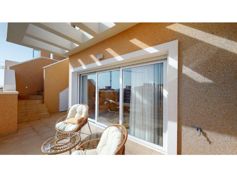 3 sovrum Takvåning till salu i Guardamar del Segura med pool - 344 900 € (Ref: 9833823)