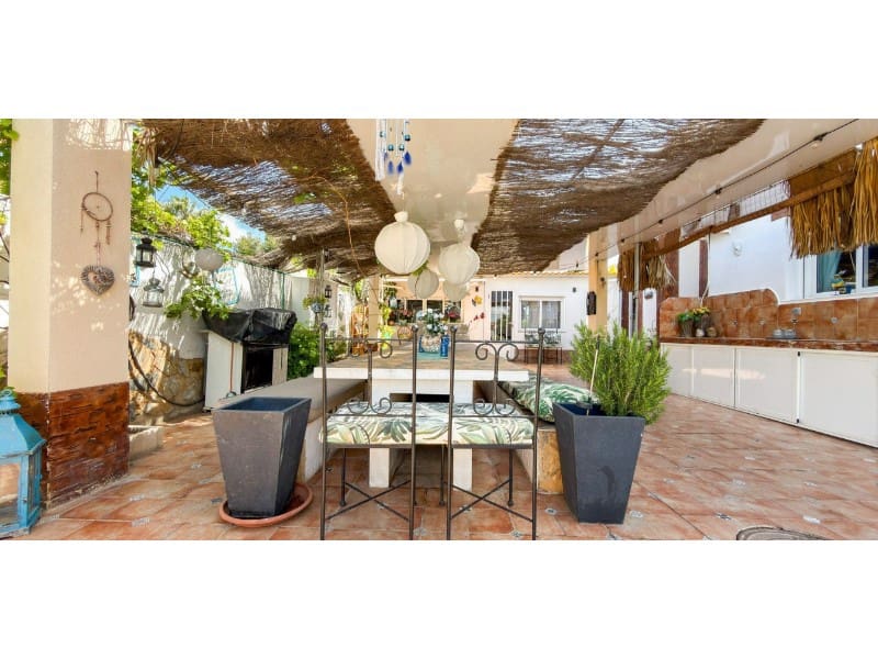 7 bedroom Villa for sale in Rojales - € 1,299,000 (Ref: 9836489)