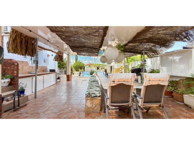 7 bedroom Villa for sale in Rojales - € 1,299,000 (Ref: 9836489)