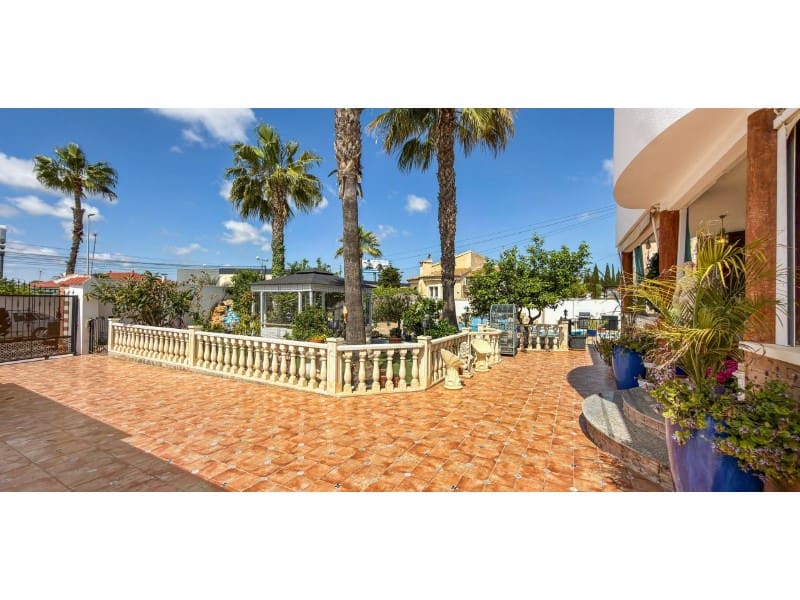 7 bedroom Villa for sale in Rojales - € 1,299,000 (Ref: 9836489)