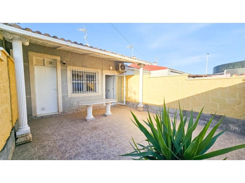 2 quarto Bungalow para venda em Torrevieja - 133 000 € (Ref: 9836491)