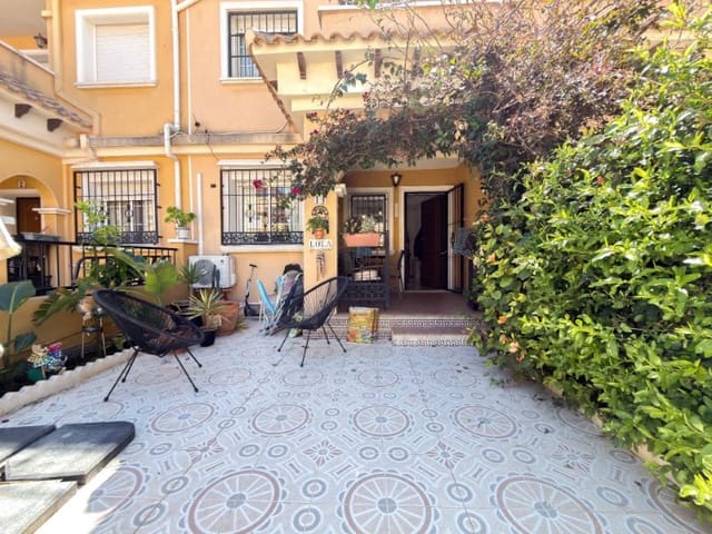 3 soveværelse Byhus til salg i Aguas Nuevas, Torrevieja - € 260.000 (Ref: 9839450)