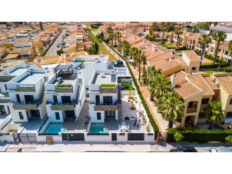 3 bedroom Villa for sale in El Chaparral with pool - € 479,000 (Ref: 9846158)