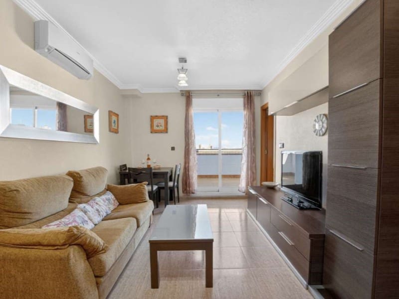 3 Zimmer Apartment zu verkaufen in Torrevieja - 265.000 € (Ref: 9846159)