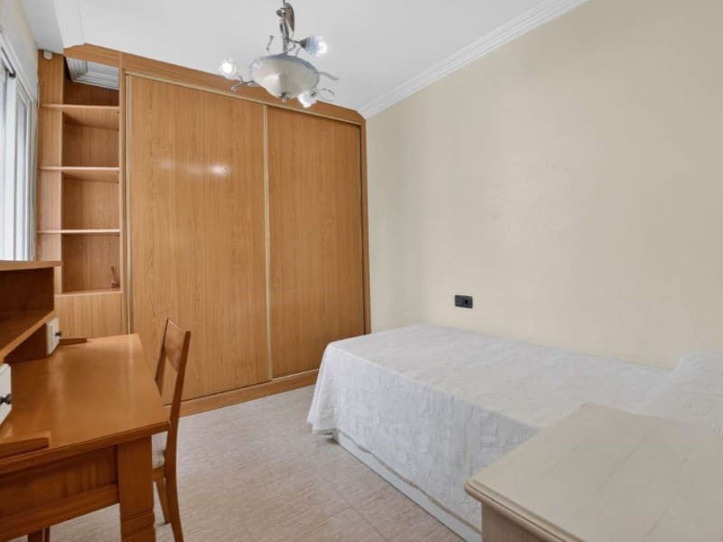 3 Zimmer Apartment zu verkaufen in Torrevieja - 265.000 € (Ref: 9846159)