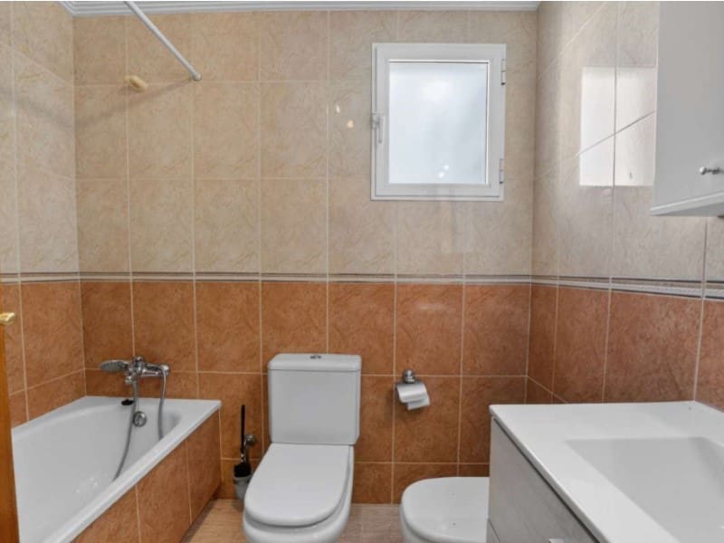 3 Zimmer Apartment zu verkaufen in Torrevieja - 265.000 € (Ref: 9846159)