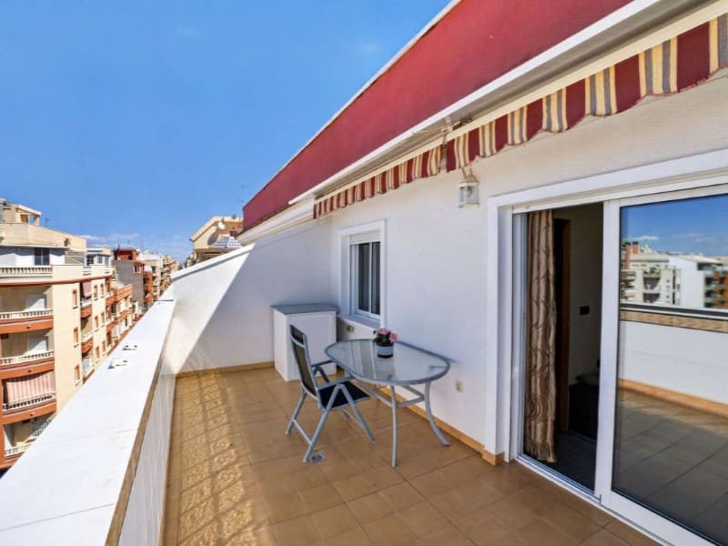 3 Zimmer Apartment zu verkaufen in Torrevieja - 265.000 € (Ref: 9846159)