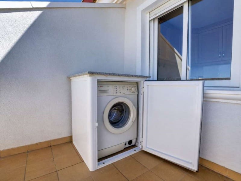 3 Zimmer Apartment zu verkaufen in Torrevieja - 265.000 € (Ref: 9846159)