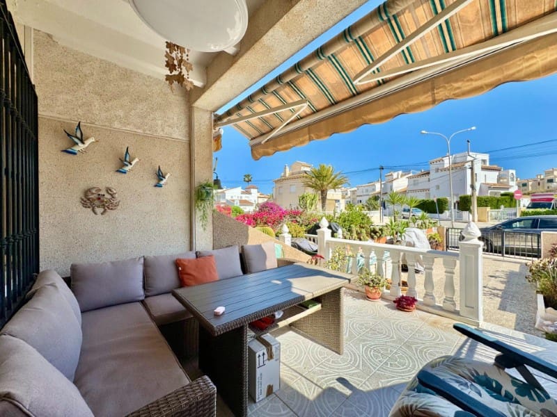 3 soveværelse Byhus til salg i Orihuela Costa med swimmingpool - € 185.000 (Ref: 9846161)