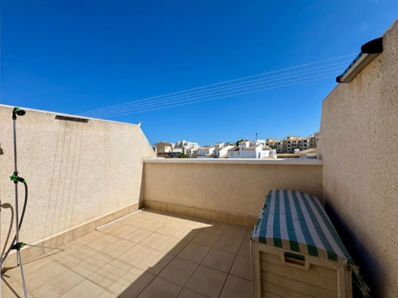3 soveværelse Byhus til salg i Orihuela Costa med swimmingpool - € 185.000 (Ref: 9846161)