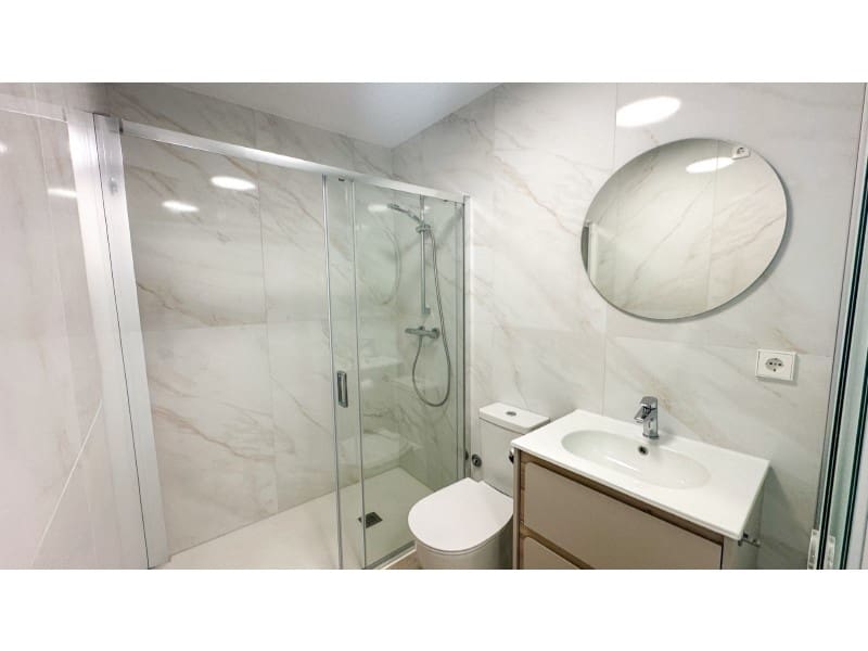 2 bedroom Apartment for sale in Playa Flamenca with pool - € 399,000 (Ref: 9846163)