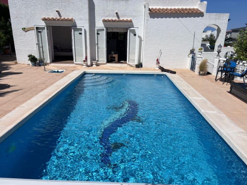 2 chambre Villa/Maison à vendre à Torrevieja avec garage - 420 000 € (Ref: 9846164)