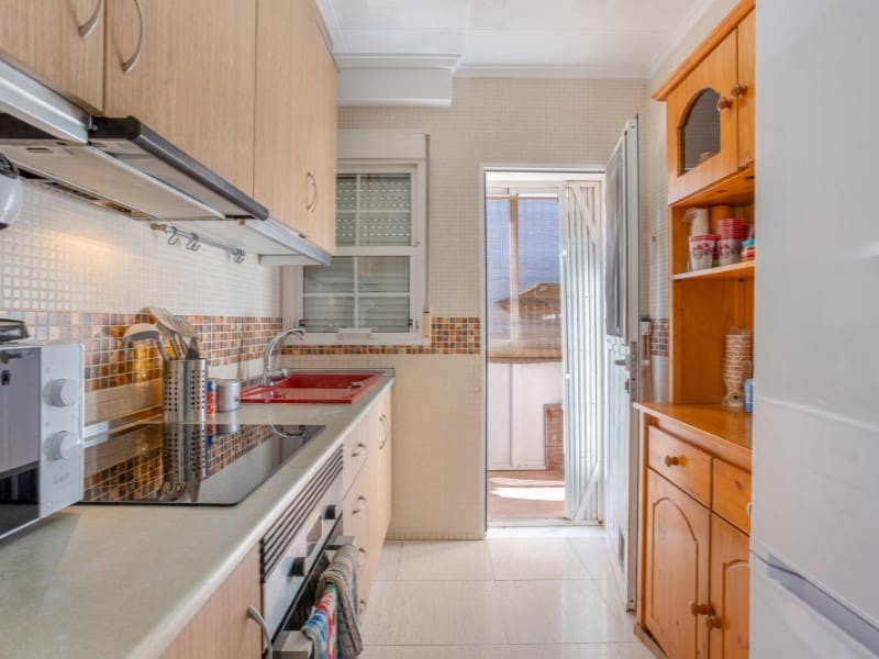 3 chambre Villa/Maison à vendre à Torrevieja avec piscine - 330 000 € (Ref: 9851612)