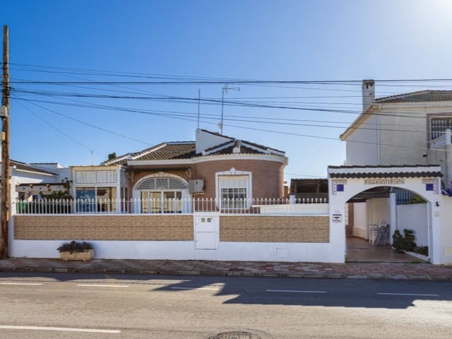 3 chambre Villa/Maison à vendre à El Chaparral, Torrevieja avec piscine - 330 000 € (Ref: 9851612)