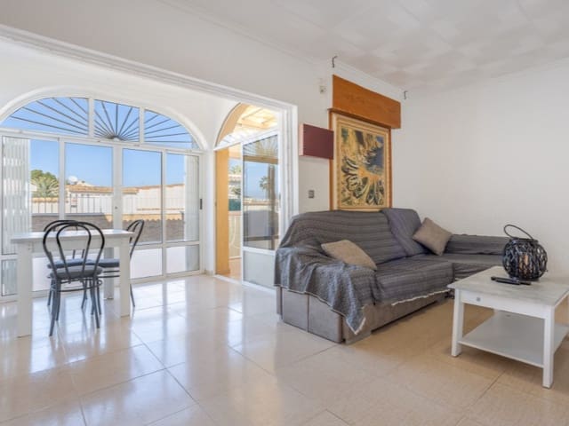 3 chambre Villa/Maison à vendre à El Chaparral, Torrevieja avec piscine - 330 000 € (Ref: 9851612)