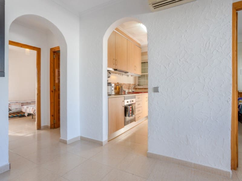 3 chambre Villa/Maison à vendre à Torrevieja avec piscine - 330 000 € (Ref: 9851612)