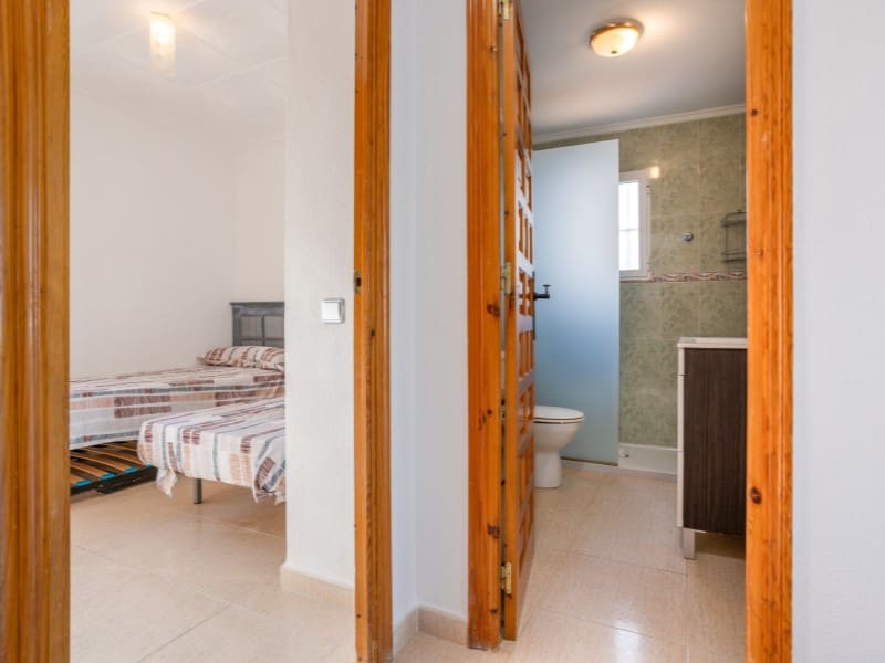 3 chambre Villa/Maison à vendre à Torrevieja avec piscine - 330 000 € (Ref: 9851612)