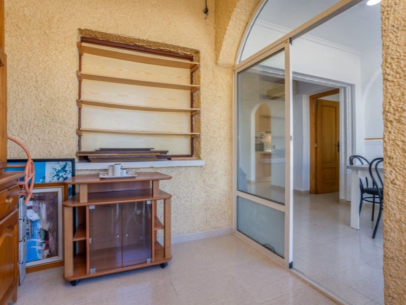 3 chambre Villa/Maison à vendre à Torrevieja avec piscine - 330 000 € (Ref: 9851612)