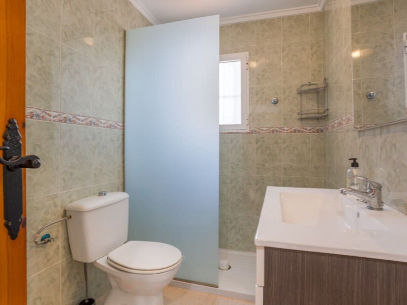 3 chambre Villa/Maison à vendre à Torrevieja avec piscine - 330 000 € (Ref: 9851612)