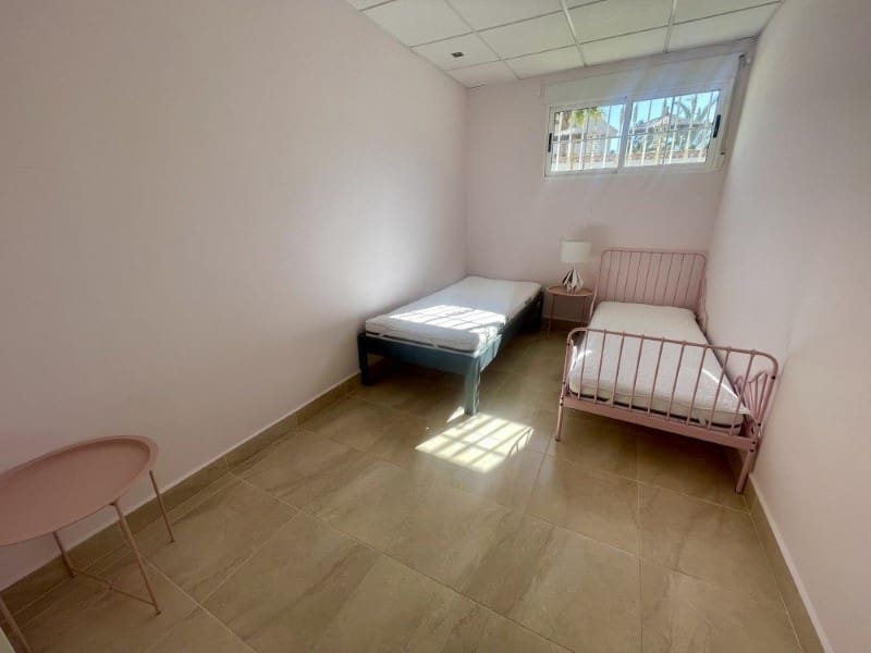 5 soverom Villa til salgs i San Fulgencio med svømmebasseng - € 540 000 (Ref: 9855357)