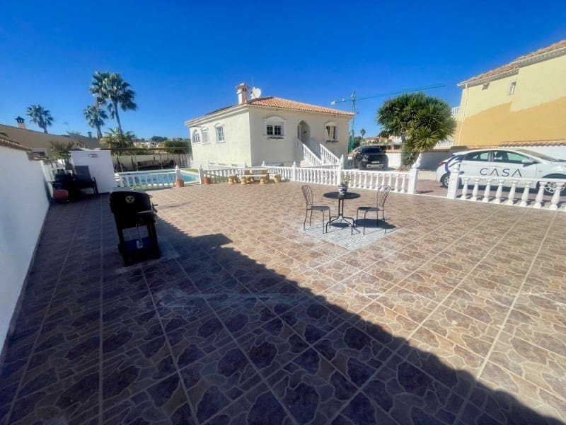 5 soverom Villa til salgs i San Fulgencio med svømmebasseng - € 540 000 (Ref: 9855357)