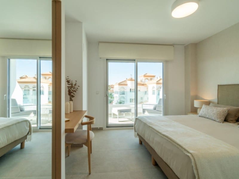 4 soverom Leilighet til salgs i Playa Flamenca med svømmebasseng - € 499 000 (Ref: 9859916)