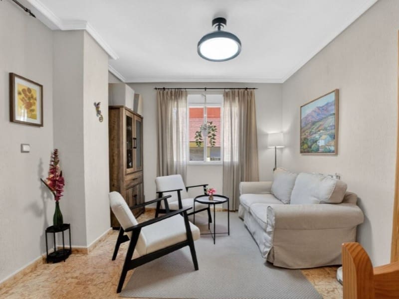 3 soveværelse Lejlighed til salg i Torrevieja med swimmingpool - € 159.000 (Ref: 9861803)